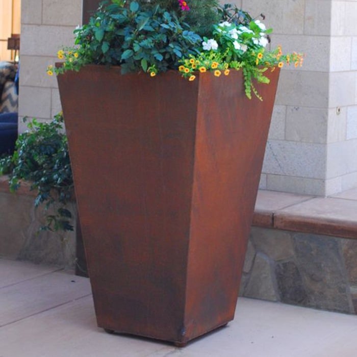 corten steel plant pots Wide at the top and narrow at the bottom